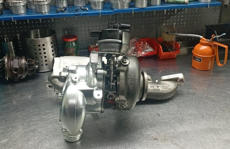 Serwis i&nbsp;naprawa sterowników turbosprężarek Sochaczew