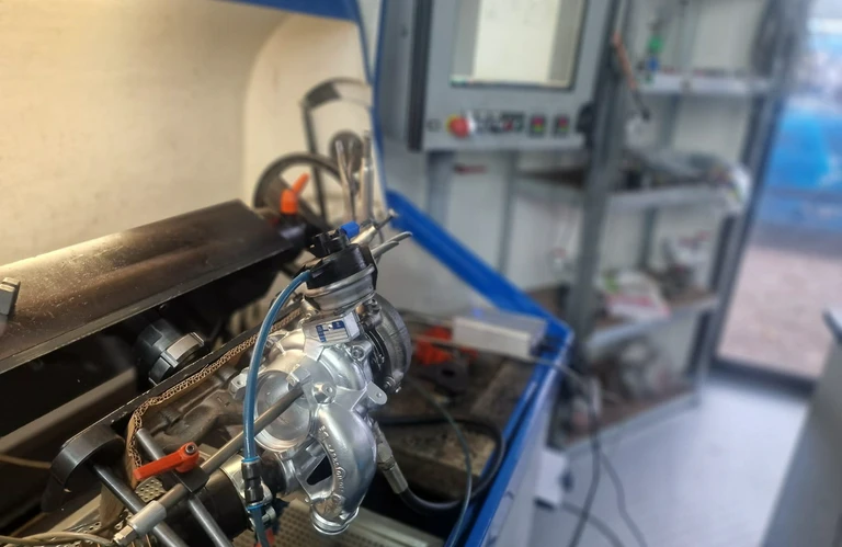 Demontaż i&nbsp;montaż turbosprężarek